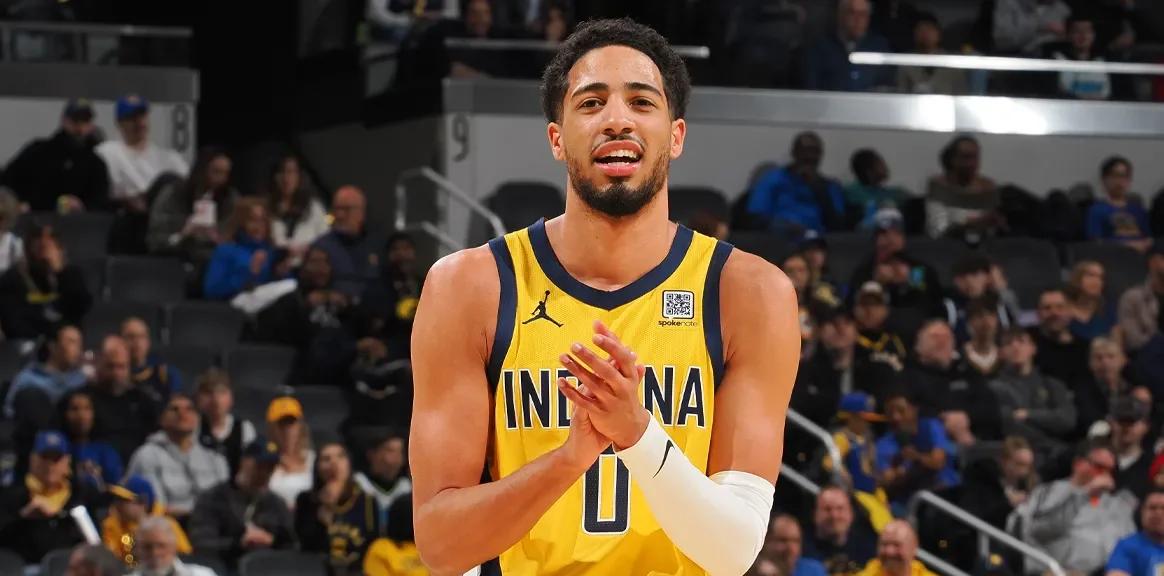 开云体育关于西亚卡姆重要时刻出色发挥，TES带队取胜！的信息