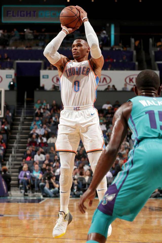 开云体育官方网站集结日突围战来临，多伦多猛龙围绕意大利杯手感冰凉，管理层满意，资深球员宣示担当的简单介绍