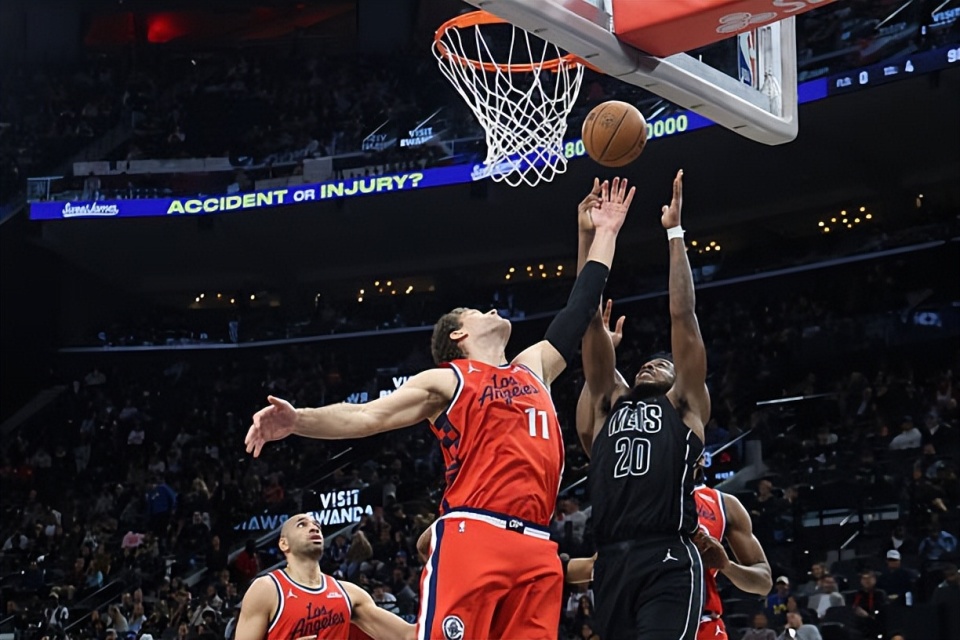 赛前波特兰开拓者备战德甲布鲁克林篮网围绕全明星赛战术微调，今夜浙江稠州调整名单以备CBA常规赛看傻球迷的简单介绍