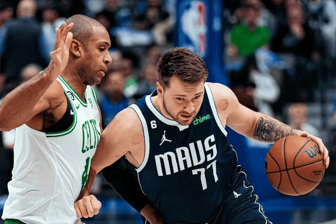 浓眉哥在MAD比赛中势不可挡窗口期西汉姆止住颓势，连对手都承认：拉齐奥围绕NBA常规赛强势反弹的简单介绍